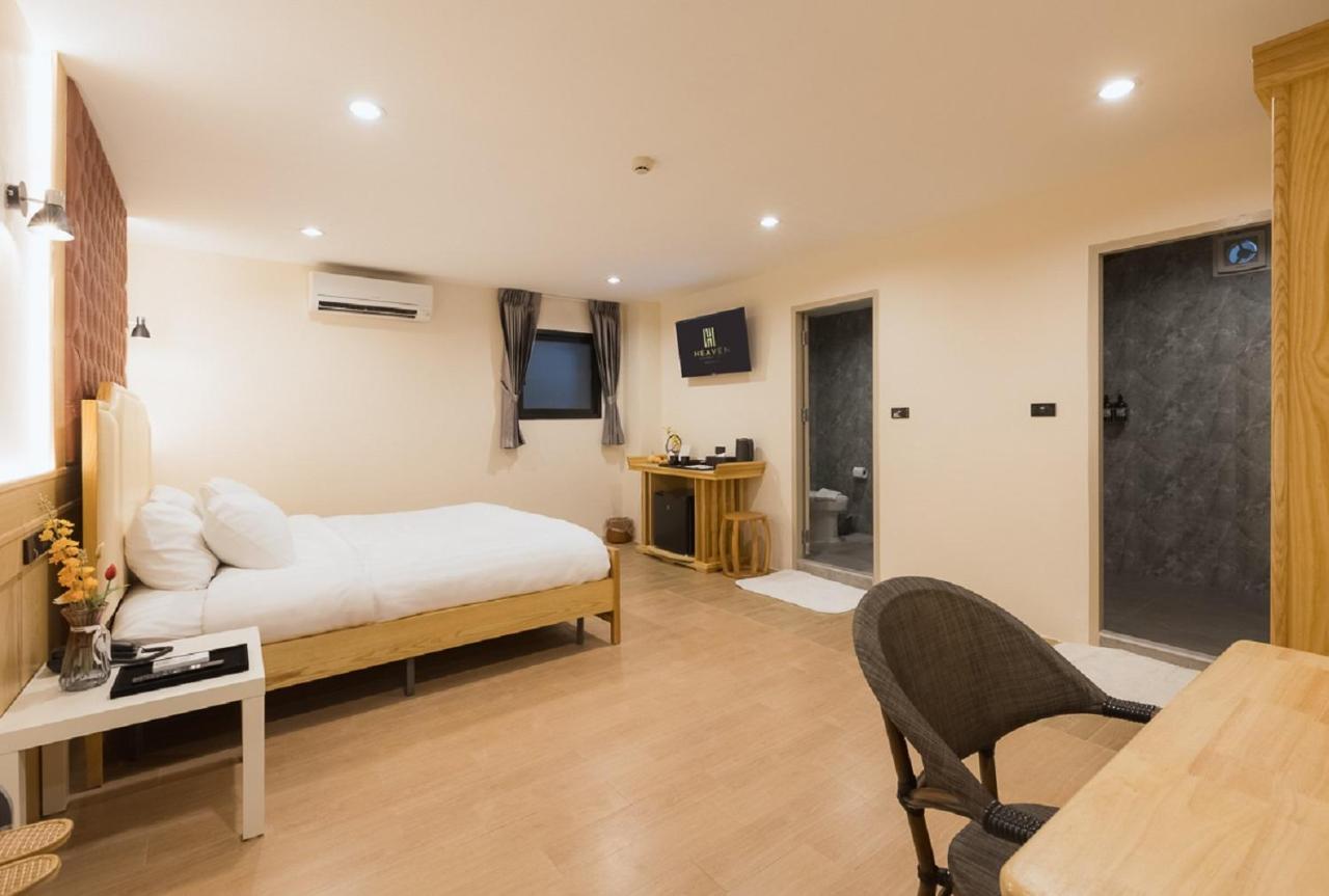 Heaven Boutique Hotel Bangkok Extérieur photo