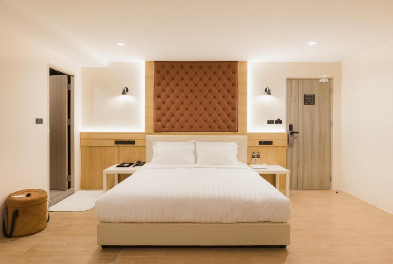 Heaven Boutique Hotel Bangkok Extérieur photo